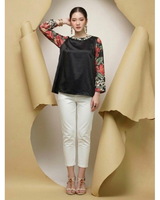 Callista Hibiscus Flower Blouse