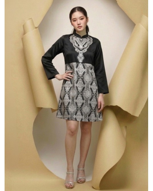 Clio Geometric Pailsey Print Dress