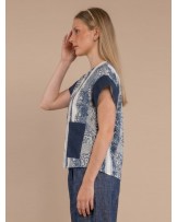 DENIM FLOWER SERENITY ZIP BLOUSE
